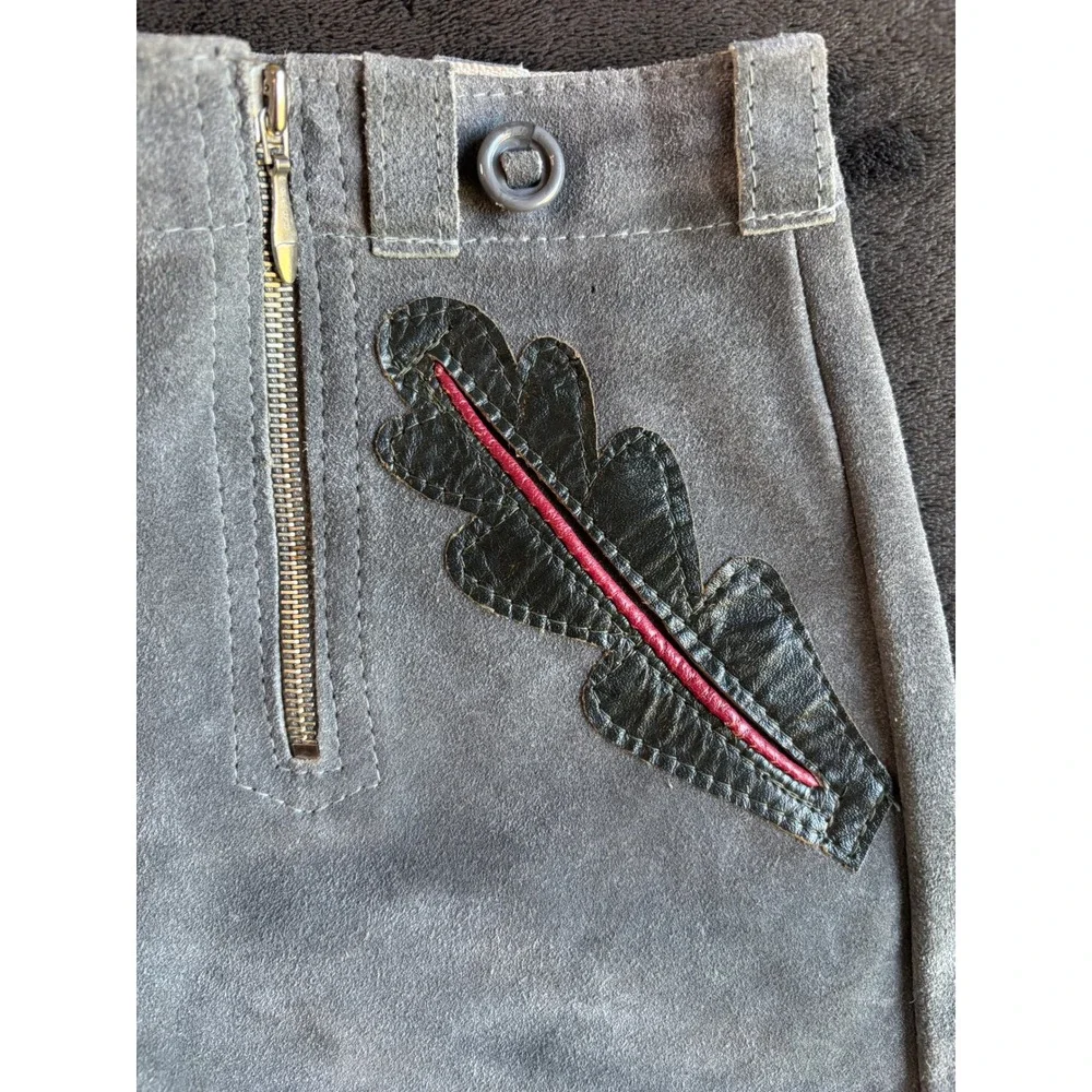VTG 1970's Gray Suede Lenderhosen Shorts‎ 22